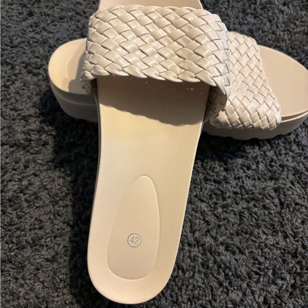 Women's Cream Woven Slide Sandals